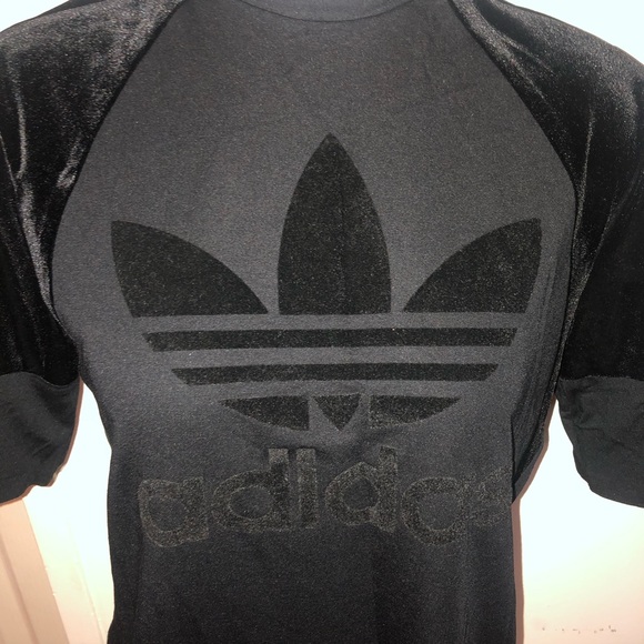 Adidas Short Sleeve Top - Picture 9 of 10